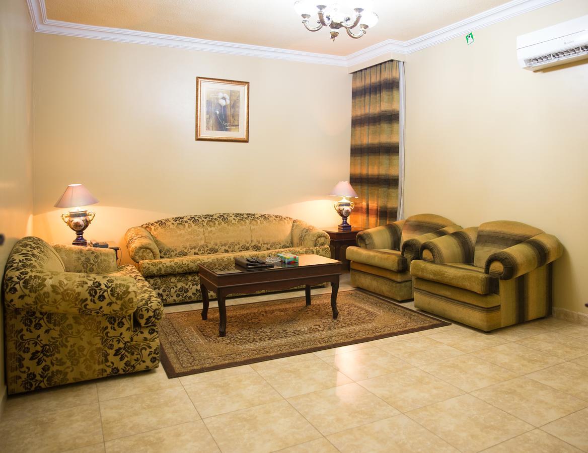 אפרטהוטל Massara House אל חובר מראה חיצוני תמונה