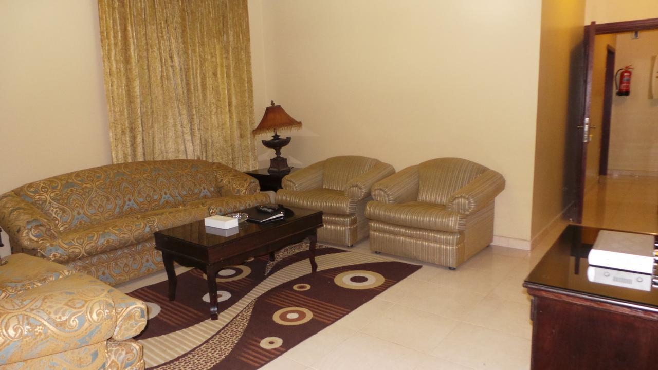 אפרטהוטל Massara House אל חובר מראה חיצוני תמונה